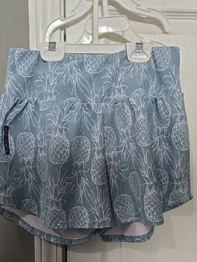 Love Fitness Women's Blue Pineapple Skort